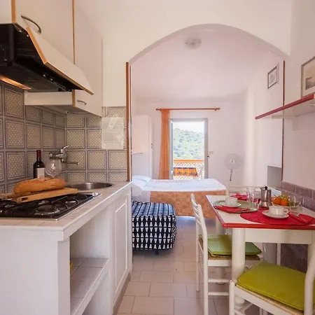Aparthotel La Valdana 3*