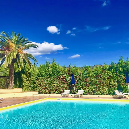La Valdana Aparthotel