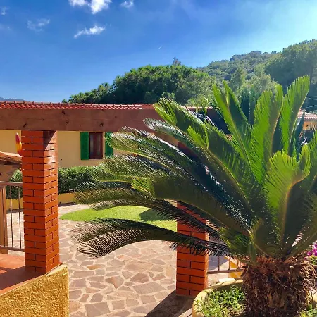 Aparthotel La Valdana 3*
